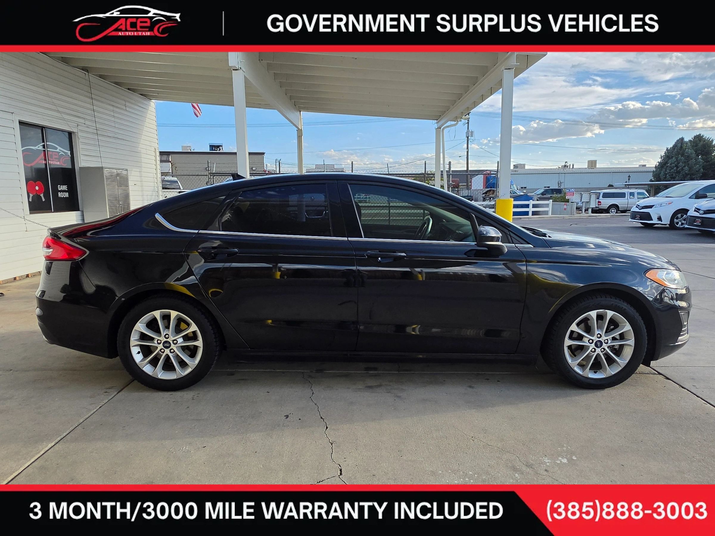 Used 2019 Ford Fusion SE FWD image 9