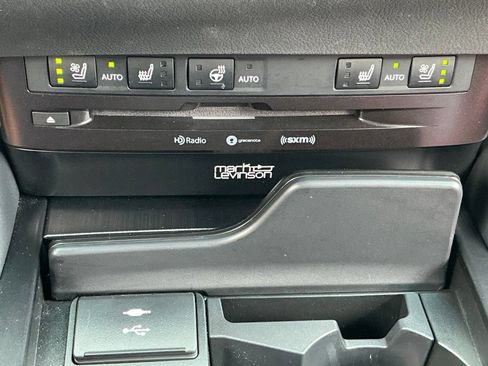 Certified 2022 Lexus ES 350 F Sport FWD image 27