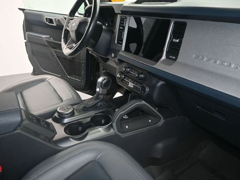 Used 2024 Ford Bronco Outer Banks AWD/4WD image 11