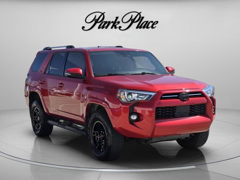 Used 2022 Toyota 4Runner SR5 Premium w/ Moonroof Package image 2