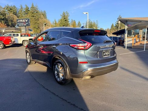 Used 2018 Nissan Murano SL image 3