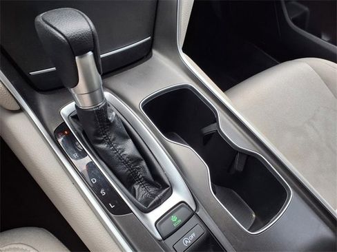 Used 2022 Honda Accord LX image 18