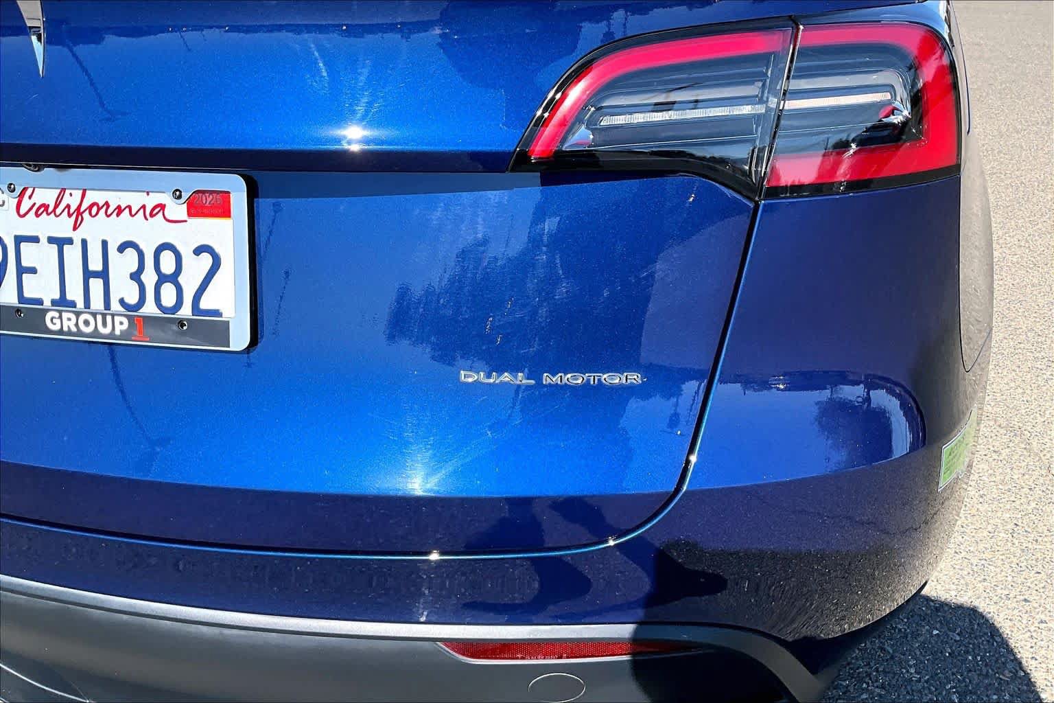 Used 2023 Tesla Model Y Long Range AWD/4WD image 9