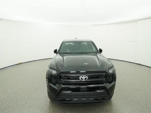 New 2026 Toyota Tacoma SR5 image 3