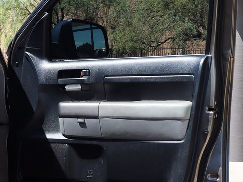 Used 2011 Toyota Tundra 2WD Double Cab w/ Tow Pkg image 33