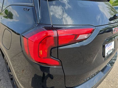 Used 2021 GMC Terrain SLT w/ Infotainment Package II AWD/4WD image 37