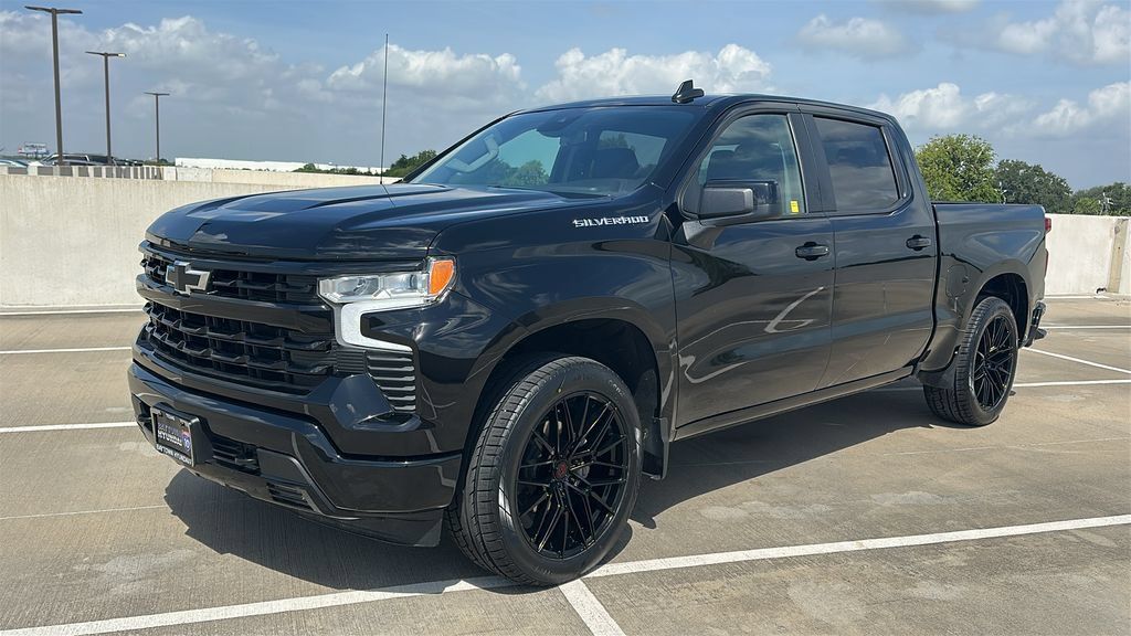 Used 2026 Chevrolet Silverado 1500 RST RWD image 9