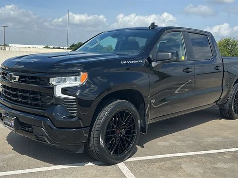 Used 2026 Chevrolet Silverado 1500 RST RWD image 9