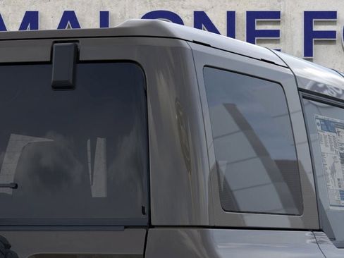 New 2025 Ford Bronco Badlands image 25