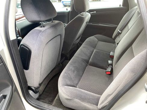 Used 2011 Chevrolet Impala LT image 10