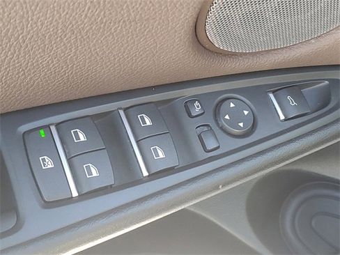 Used 2016 BMW X5 xDrive50i image 26