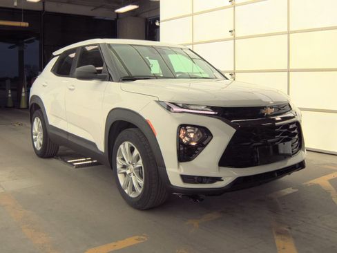 Used 2023 Chevrolet TrailBlazer LS image 6