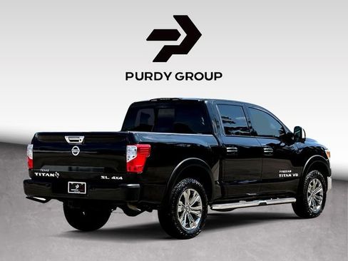 Used 2018 Nissan Titan SL w/ Texas Titan Edition AWD/4WD image 8