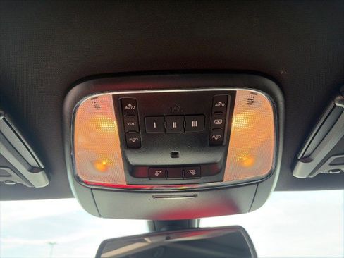 Used 2017 Chrysler 300 S w/ 300S Premium Group image 19