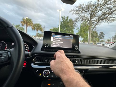 Used 2022 Honda Civic EX image 31