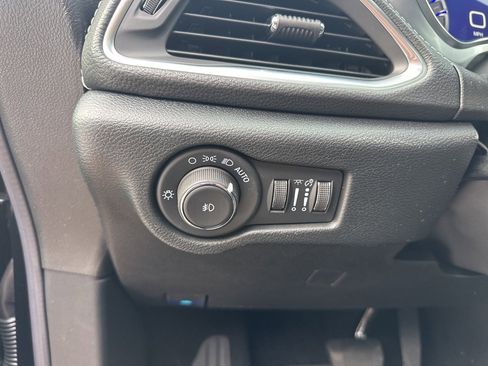 New 2026 Chrysler Pacifica Limited image 68