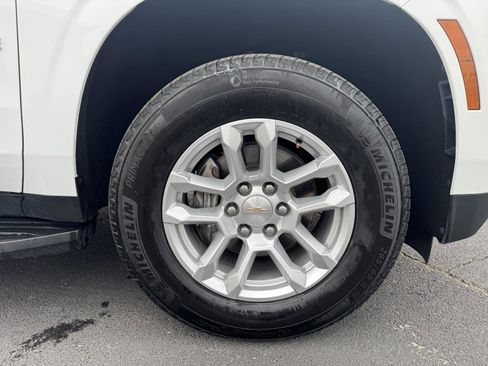 Used 2025 Chevrolet Tahoe LT image 47