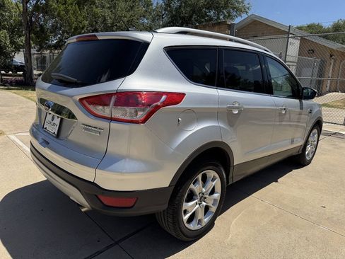 Used 2015 Ford Escape Titanium FWD image 16
