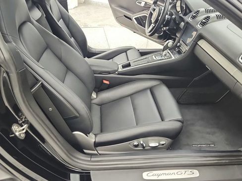 Used 2018 Porsche 718 Cayman GTS RWD image 43