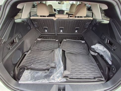 Certified 2025 Subaru Outback Limited image 12