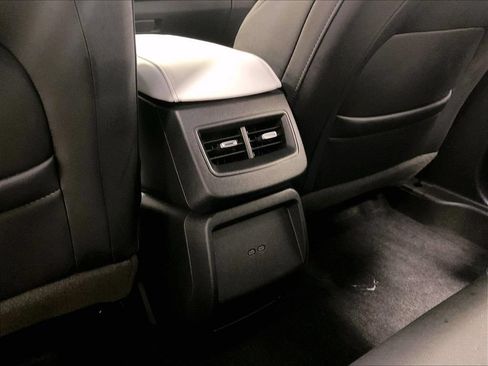 Used 2025 Chevrolet Equinox EV LT w/ Convenience Package AWD/4WD image 28