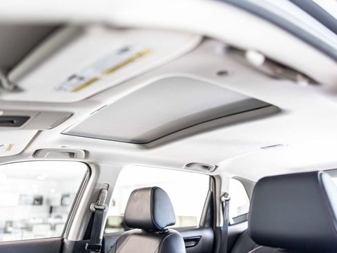 Used 2025 Honda CR-V EX-L image 19