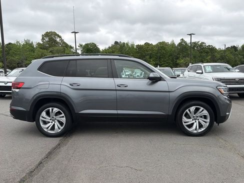 Used 2021 Volkswagen Atlas SE FWD image 6