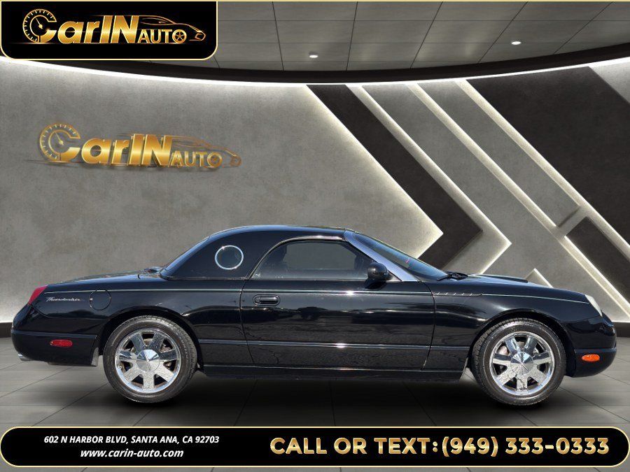 Used 2002 Ford Thunderbird RWD image 4