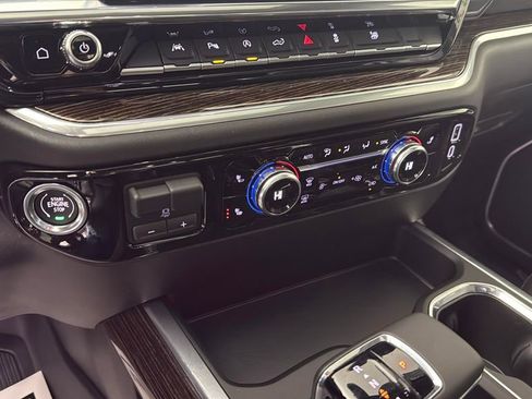 Certified 2026 GMC Sierra 1500 Elevation w/ Elevation Premium Package AWD/4WD image 22