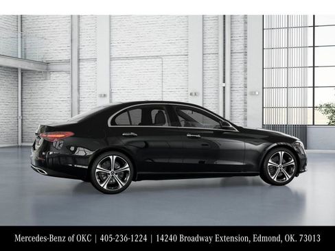 Used 2025 Mercedes-Benz C 300 Sedan image 18