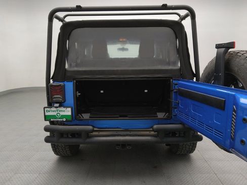 Used 2016 Jeep Wrangler Sport image 29