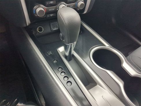 Used 2020 Nissan Pathfinder S image 19