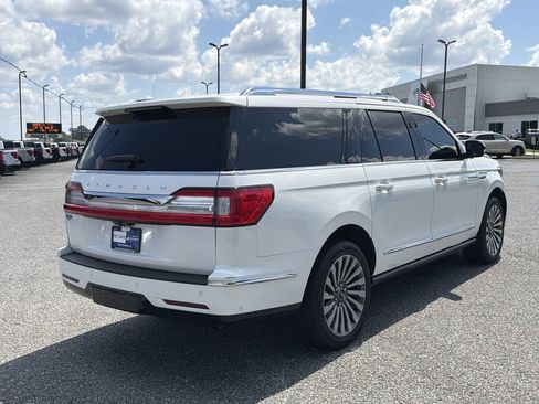Used 2021 Lincoln Navigator L Reserve w/ Luxury Package AWD/4WD image 7