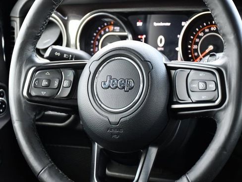 Used 2019 Jeep Wrangler Unlimited Sport image 24