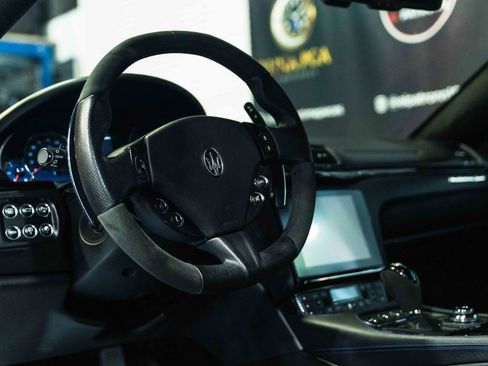 Used 2018 Maserati GranTurismo MC RWD image 11