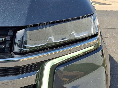 Used 2021 Chevrolet Suburban RST w/ Luxury Package AWD/4WD image 13