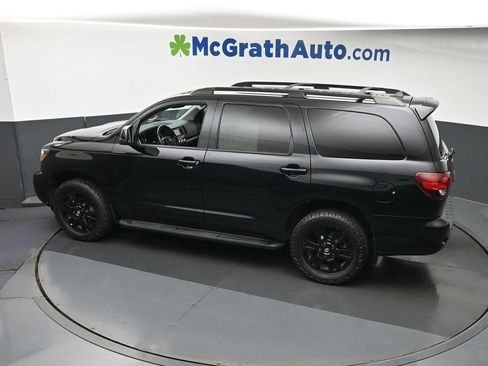 Used 2019 Toyota Sequoia TRD Sport w/ TRD Sport Premium Package AWD/4WD image 21
