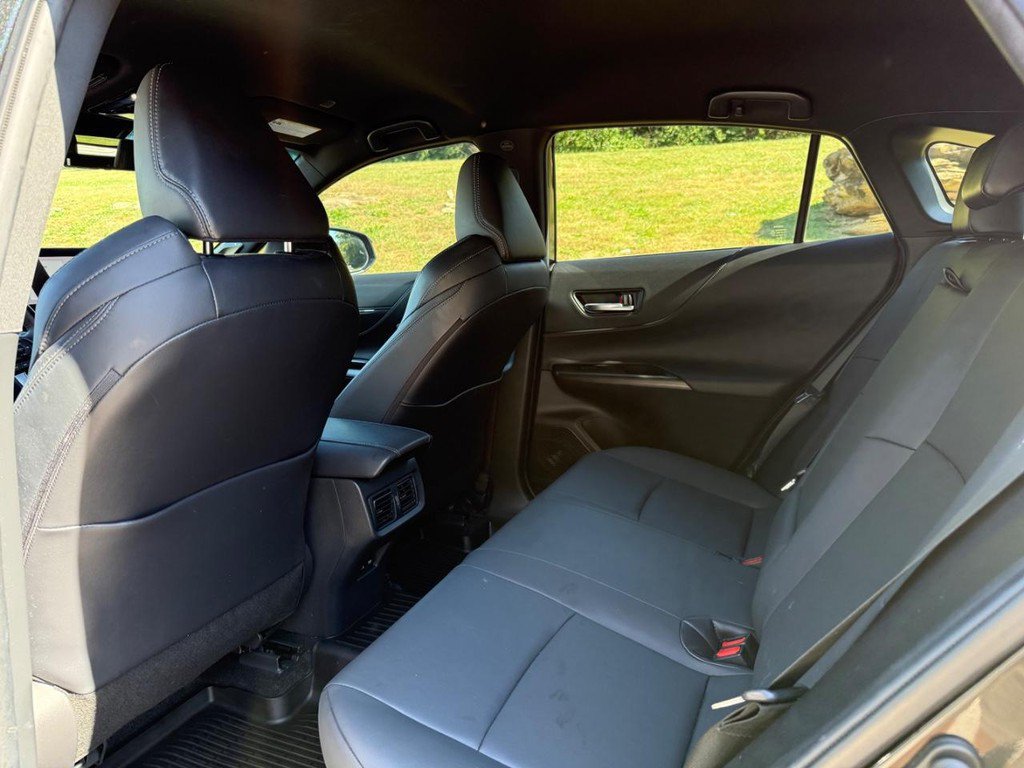 Used 2023 Toyota Venza XLE AWD/4WD image 9