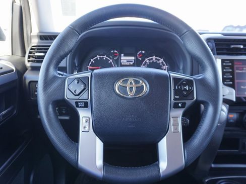 Used 2024 Toyota 4Runner SR5 image 10