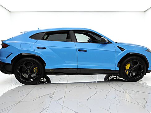 Used 2025 Lamborghini Urus S AWD/4WD image 22