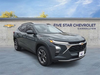 Used 2025 Chevrolet Trax LT w/ Driver Confidence Package