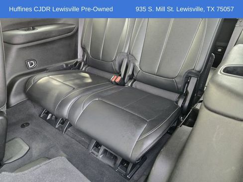 Used 2023 Jeep Grand Cherokee L Limited AWD/4WD image 32