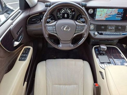 Used 2018 Lexus LS 500 AWD image 12