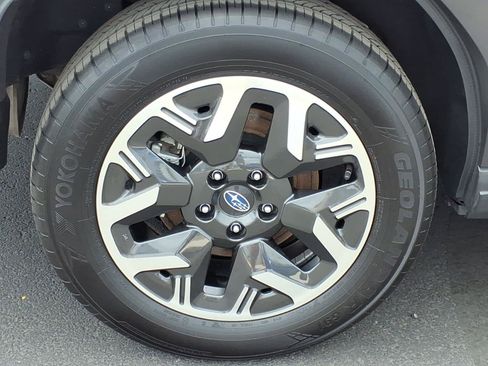 Certified 2025 Subaru Forester Premium AWD/4WD image 10