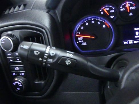 Used 2022 Chevrolet Silverado 1500 Custom Trail Boss w/ LPO, Dark Essentials Package image 17