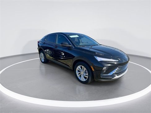 New 2026 Buick Envista Preferred image 2