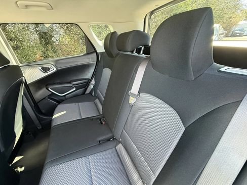 Used 2024 Kia Soul LX w/ Option Group 015 FWD image 34