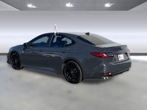 Certified 2025 Toyota Camry SE image 3