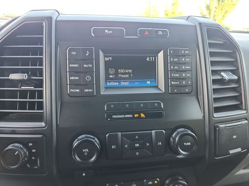 Used 2017 Ford F150 XL w/ Equipment Group 101A Mid AWD/4WD image 13