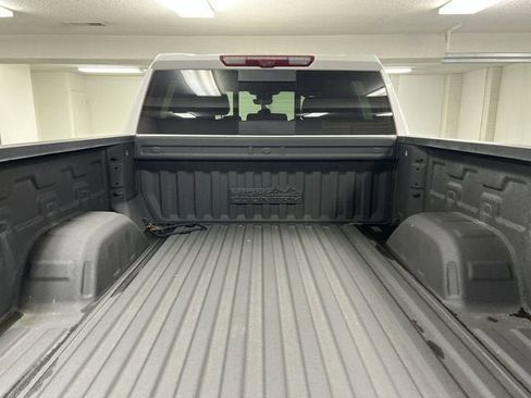 Certified 2024 Chevrolet Silverado 1500 High Country w/ Technology Package AWD/4WD image 25